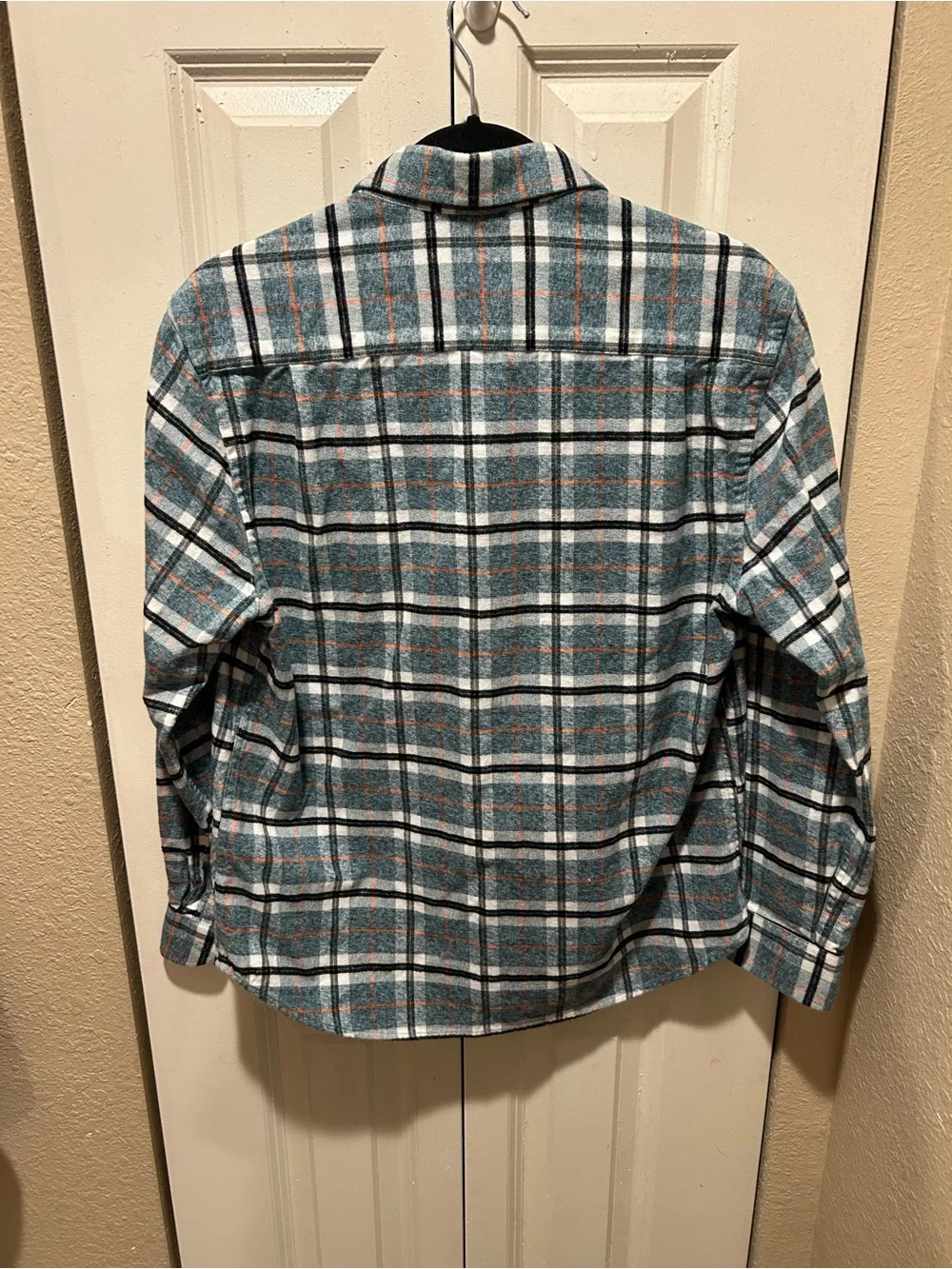 Ash & Erie Flannel Plaid Button Down Shirt Cotton , Medium , like new